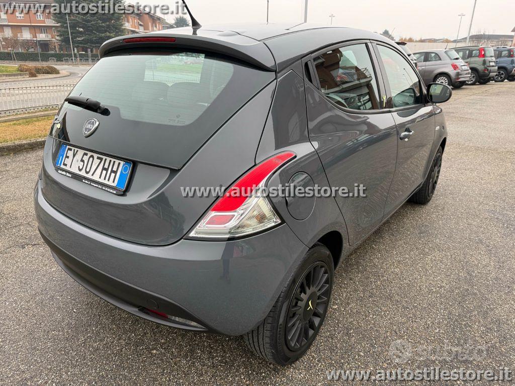 Dacia Ypsilon 2015 photo 4