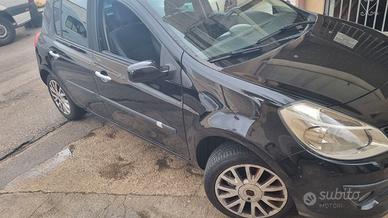 Renault clio uniproprietario