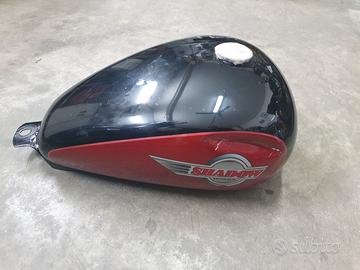 Honda VT 600 Shadow serbatoio
