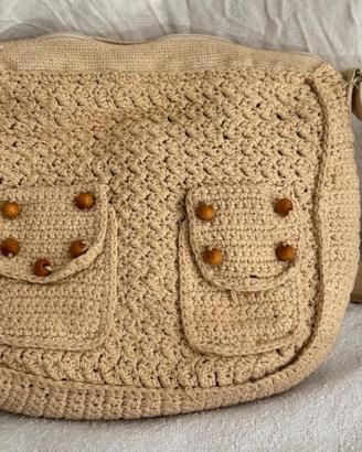 Borsa a uncinetto artigianale