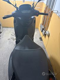 Beverly 300 abs