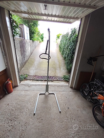 Alzamalati universale per disabili