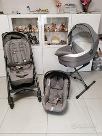 trio inglesi a trilogy city