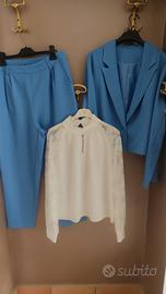  tailleur donna pantalone azzurro e camicia b