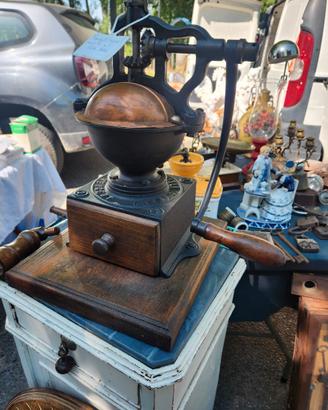 Macina caffè Peugeot Nr. 2 anno 1909