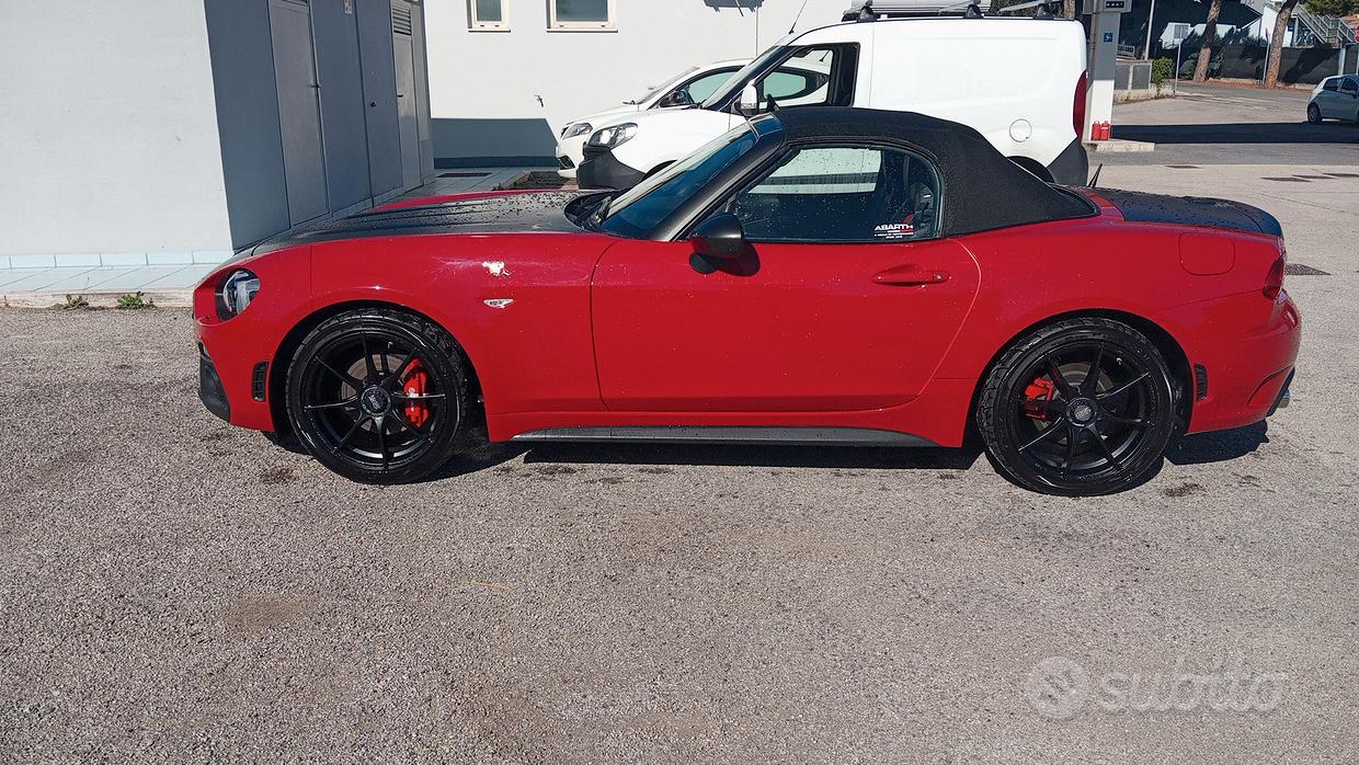 Abarth 124 Spider