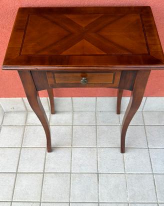 Piccolo  Tavolino scrittoio in legno intarsiato