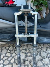 Forcella suzuki burgman 650 del 2014