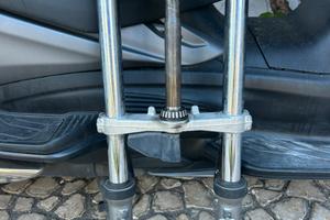 Forcella suzuki burgman 650 del 2014