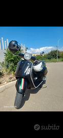 Piaggio Vespa 125cc Granturismo