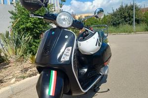 Piaggio Vespa 125cc Granturismo