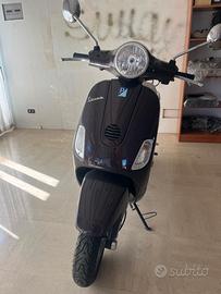 Vespa piaggio 125 Lx