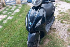 Piaggio Fly 125 - 2016