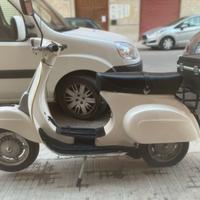 Vespa 50 Special