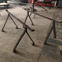 Cavalletti in ferro o legno