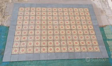 Pavimento cementine con bordo 10 mq