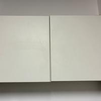 Coppia di mobili da muro