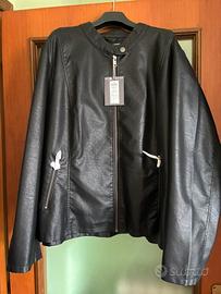 Giacca curvy in similpelle