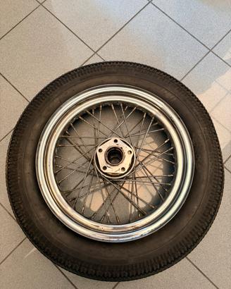 Cerchione e gomma per Harley