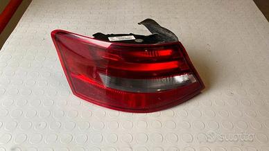 Fanale posteriore SX Audi A3 8V 2015 (8V3945095C)