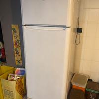 Indesit Frigorifero combinato