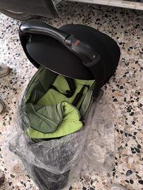 Passeggino e ovetto jein