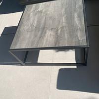 Tavolino da giardino