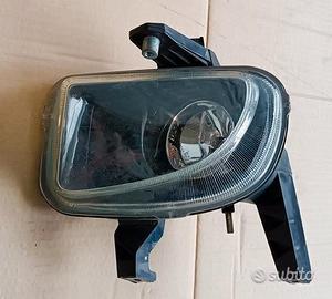 Faro fendinebbia sinistro Fiat Grande Punto