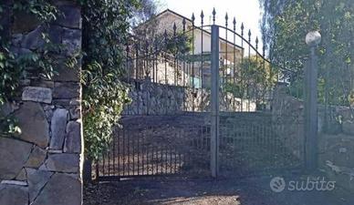 Immobile in asta di 289 m² con 3 locali e box auto