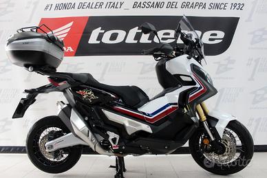 HONDA X-ADV 750 DCT ABS FULL LED ACCESSORIATA