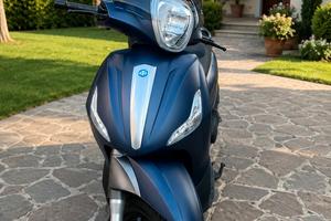 Beverly 350 s 2020 km 24.000- allarme senza graffi