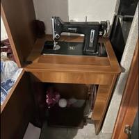 Macchina da cucire Necchi bf serie nova