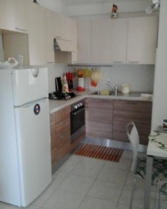 Bilocale completamente arredato,