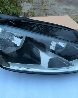 coppia fari anteriori originali Golf 7