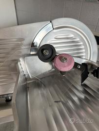 Affettatrice e Vacum per sottovuoto