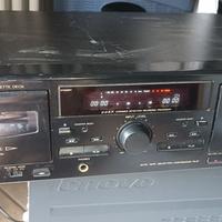 registratore a  cassette  JVC TD-W218,doppio slot