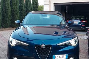 Alfa Romeo Stelvio 2.2 Turbodiesel 210 CV AT8 Q4 B