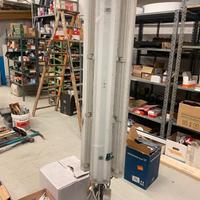 Torre faro da cantiere professionale con lampade