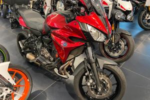 Tracer 700 perfetta 11000 km + tris valige NUOVE!