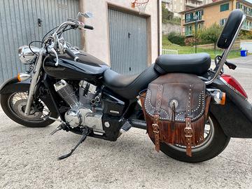Honda shadow 750 c4
