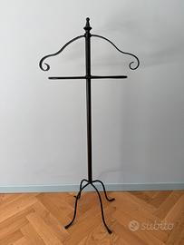 Servo muto in ferro battuto