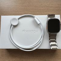 Apple Watch Ultra 2 titanium