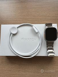 Apple Watch Ultra 2 titanium