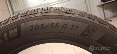 pneumatici 205/55r17 95V invernali Michelin