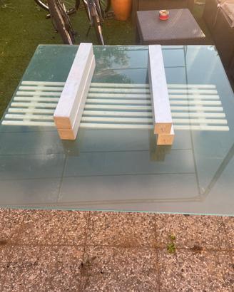 Tavolino da giardino