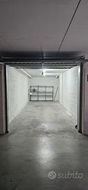 Garage via Parri (zona Fiera)