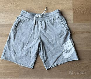 pantaloncini nike