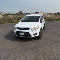 FORD Kuga 2.0 TDCi 140 CV 2WD Titanium
