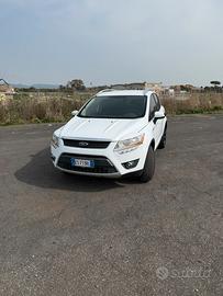 FORD Kuga 2.0 TDCi 140 CV 2WD Titanium
