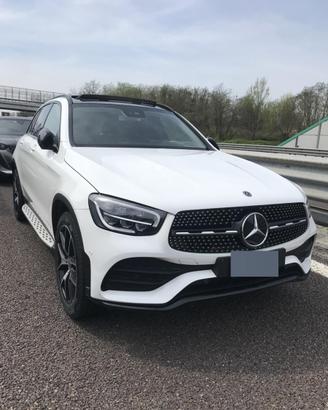 MERCEDES GLC 220 d 4 MATIC PREMIUM - PARI AL NUOVO